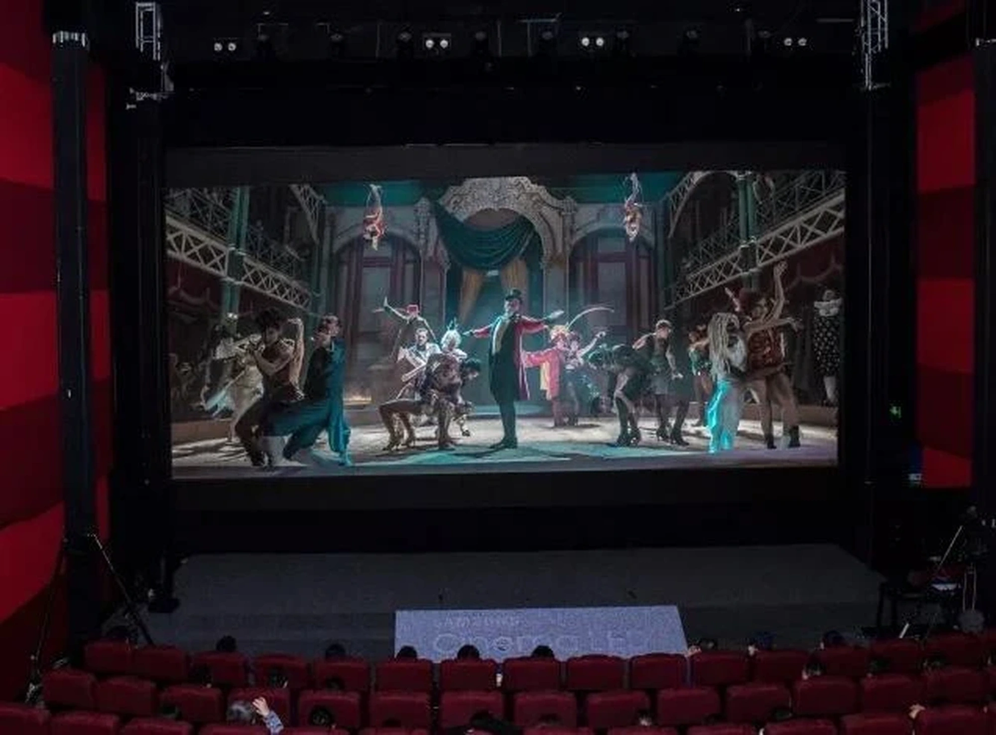 虫虫漫画免费漫画移动端应用展示